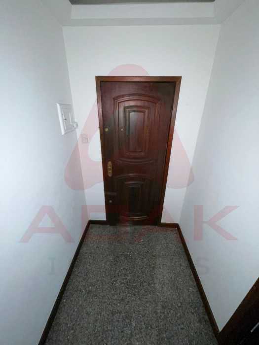 WhatsApp Image 2025-10-17 at 1 - 2