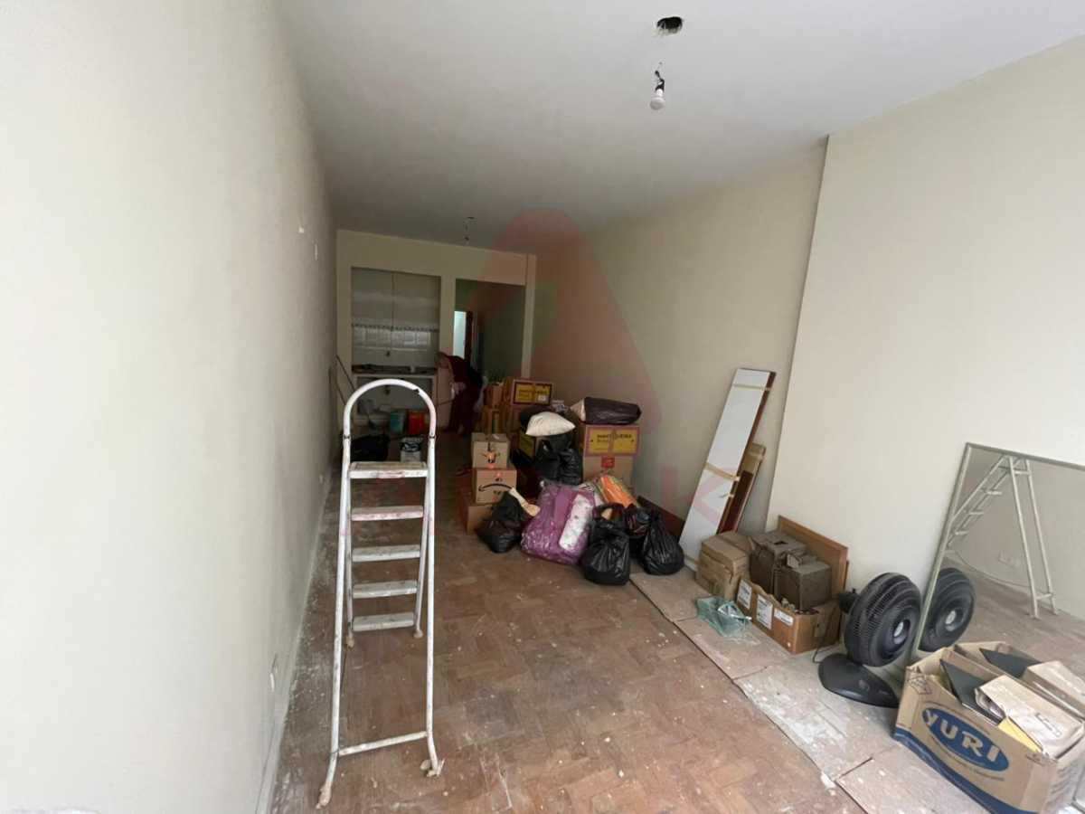 WhatsApp Image 2025-10-22 at 1 - 6