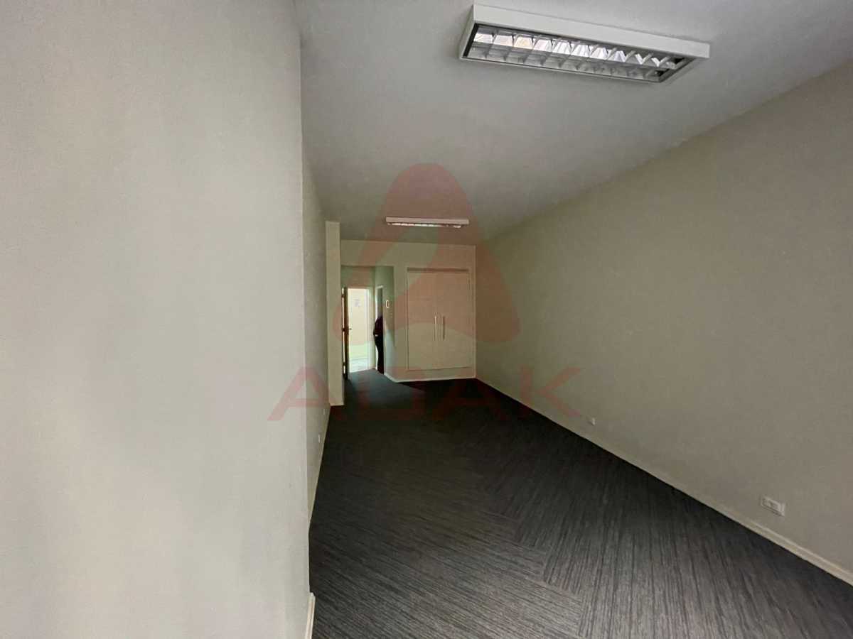 WhatsApp Image 2025-10-22 at 1 - 13