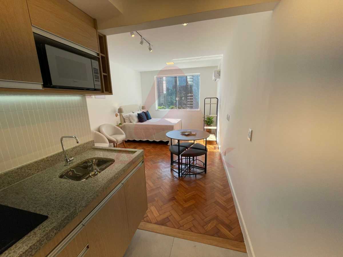 WhatsApp Image 2025-10-23 at 1 - 8