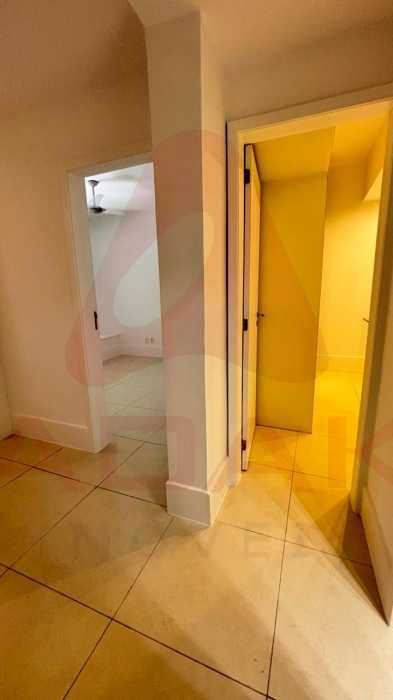 WhatsApp Image 2025-10-23 at 1 - 6