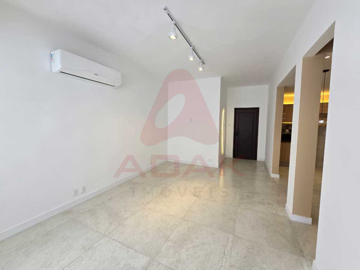 WhatsApp Image 2025-10-28 at 1 - 6