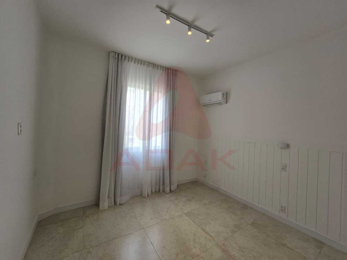 WhatsApp Image 2025-10-28 at 1 - 9