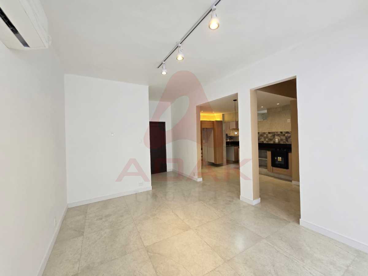 WhatsApp Image 2025-10-28 at 1 - 12