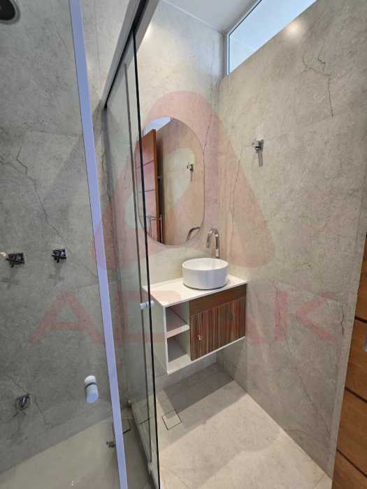 WhatsApp Image 2025-10-28 at 1 - 23