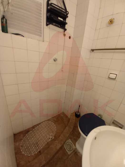 e8510483-bb87-4b8c-a421-c8d5d5 - 17