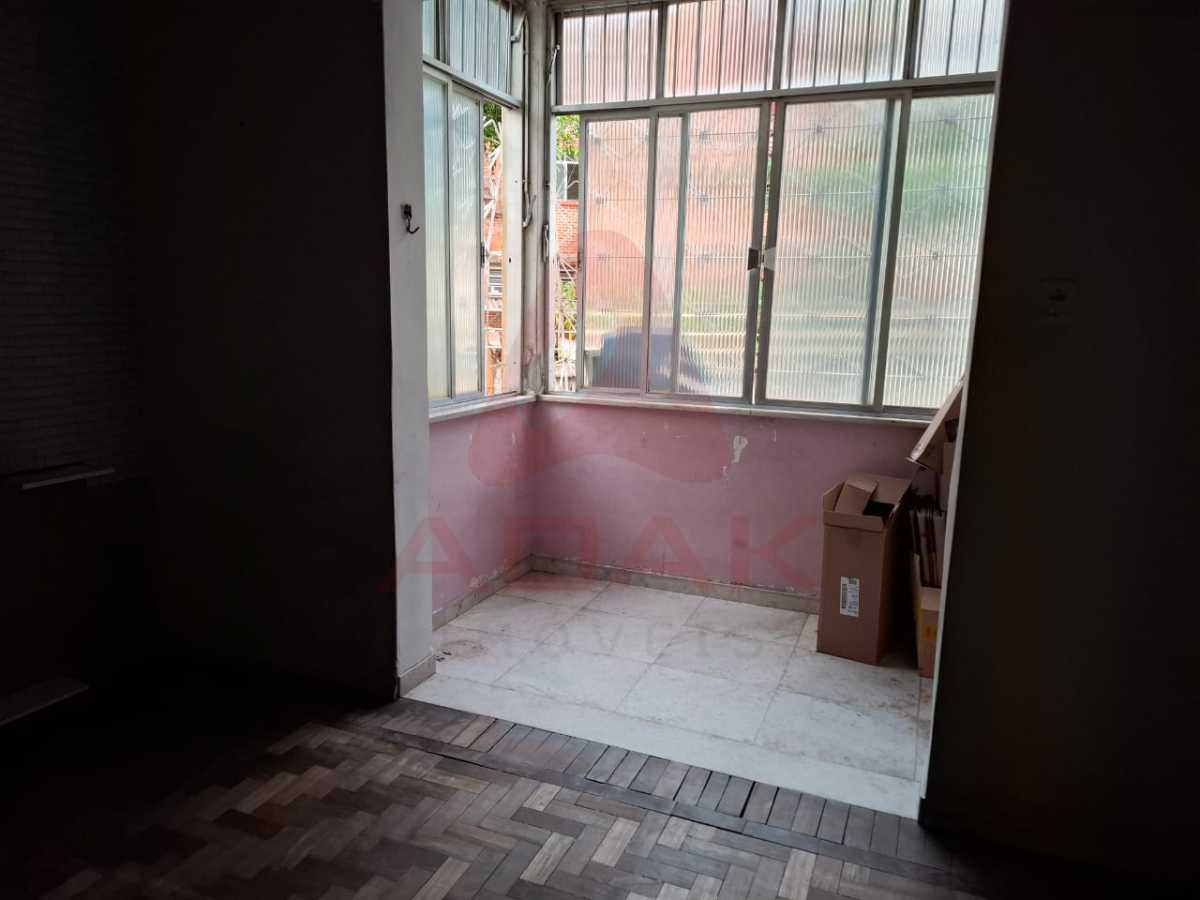 d9a3c0be-7bc0-4b02-884a-3765d6 - 18