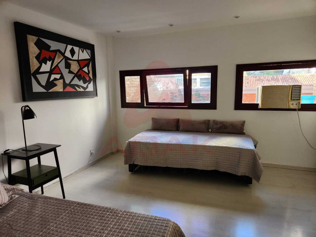 WhatsApp Image 2025-11-10 at 1 - 6