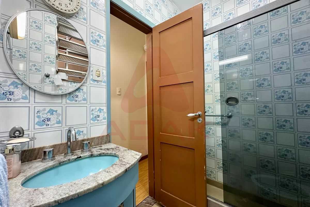 4589bff7-0588-47d4-9f63-49e9e6 - 11