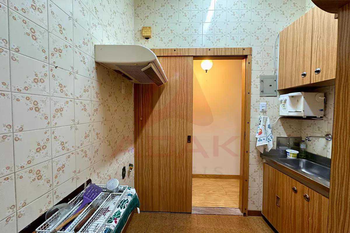 ca3c546e-6f79-4c4d-80aa-953c1b - 16