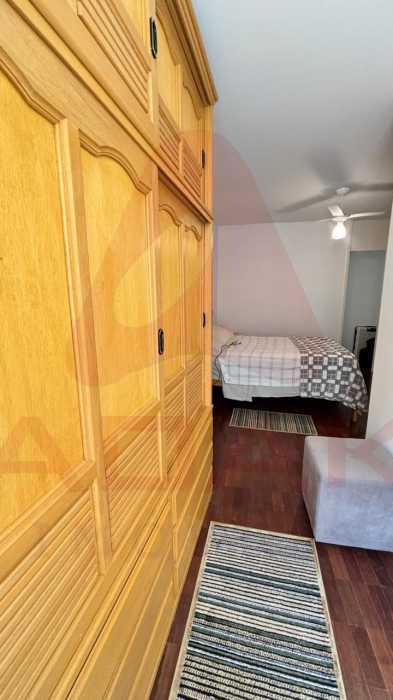 e817b817-5eb2-48d5-a5ff-d99076 - 25