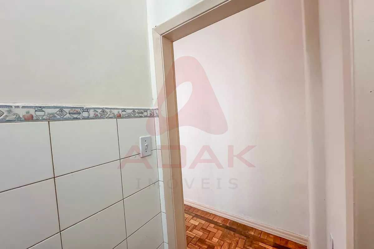 e6e944a3-15d0-4406-ac48-a6ebf0 - 18