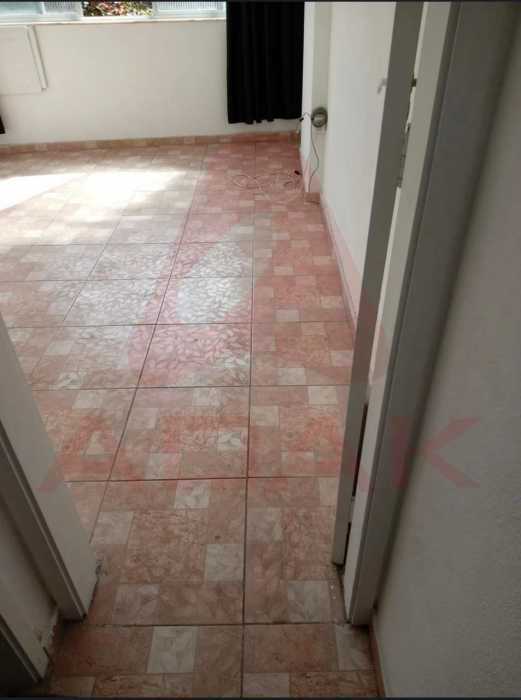 04f15710-3592-4005-9278-1b2bb2 - 8