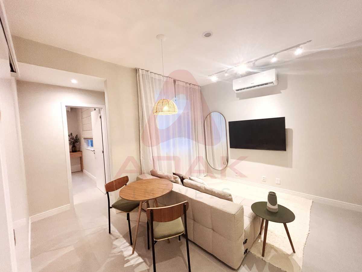 51cb9795-11c6-4a24-b60c-dbfb17 - 4