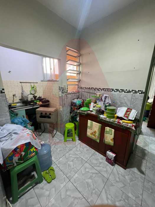 b3b489b2-34fc-4a5c-8279-b3e219 - 18