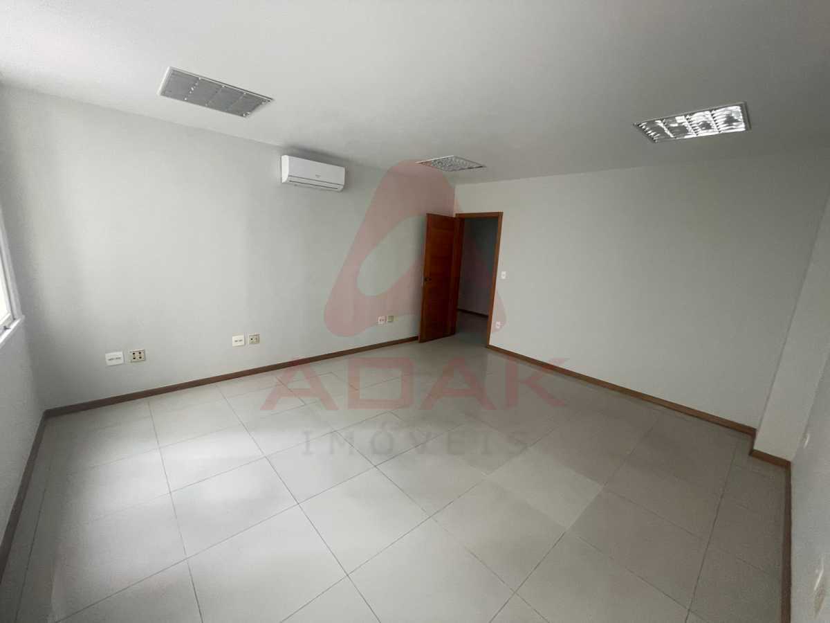 Conheça WhatsApp Image 2025-12-12 at 1 do imóvel - Sala Comercial 200m² à venda Rio de Janeiro,RJ Centro - R$ 1.000.000 - CTSL00824 - 4 WhatsApp Image 2025-12-12 at 1 - 4