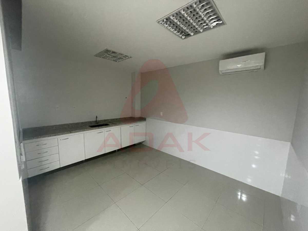 Conheça WhatsApp Image 2025-12-12 at 1 do imóvel - Sala Comercial 200m² à venda Rio de Janeiro,RJ Centro - R$ 1.000.000 - CTSL00824 - 5 WhatsApp Image 2025-12-12 at 1 - 5