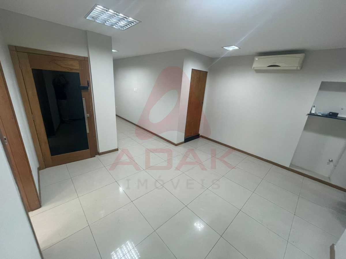 Conheça WhatsApp Image 2025-12-12 at 1 do imóvel - Sala Comercial 200m² à venda Rio de Janeiro,RJ Centro - R$ 1.000.000 - CTSL00824 - 10 WhatsApp Image 2025-12-12 at 1 - 10