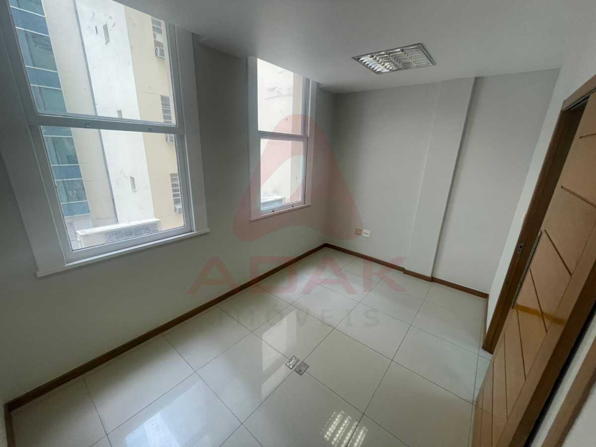 Conheça WhatsApp Image 2025-12-12 at 1 do imóvel - Sala Comercial 200m² à venda Rio de Janeiro,RJ Centro - R$ 1.000.000 - CTSL00824 - 12 WhatsApp Image 2025-12-12 at 1 - 12