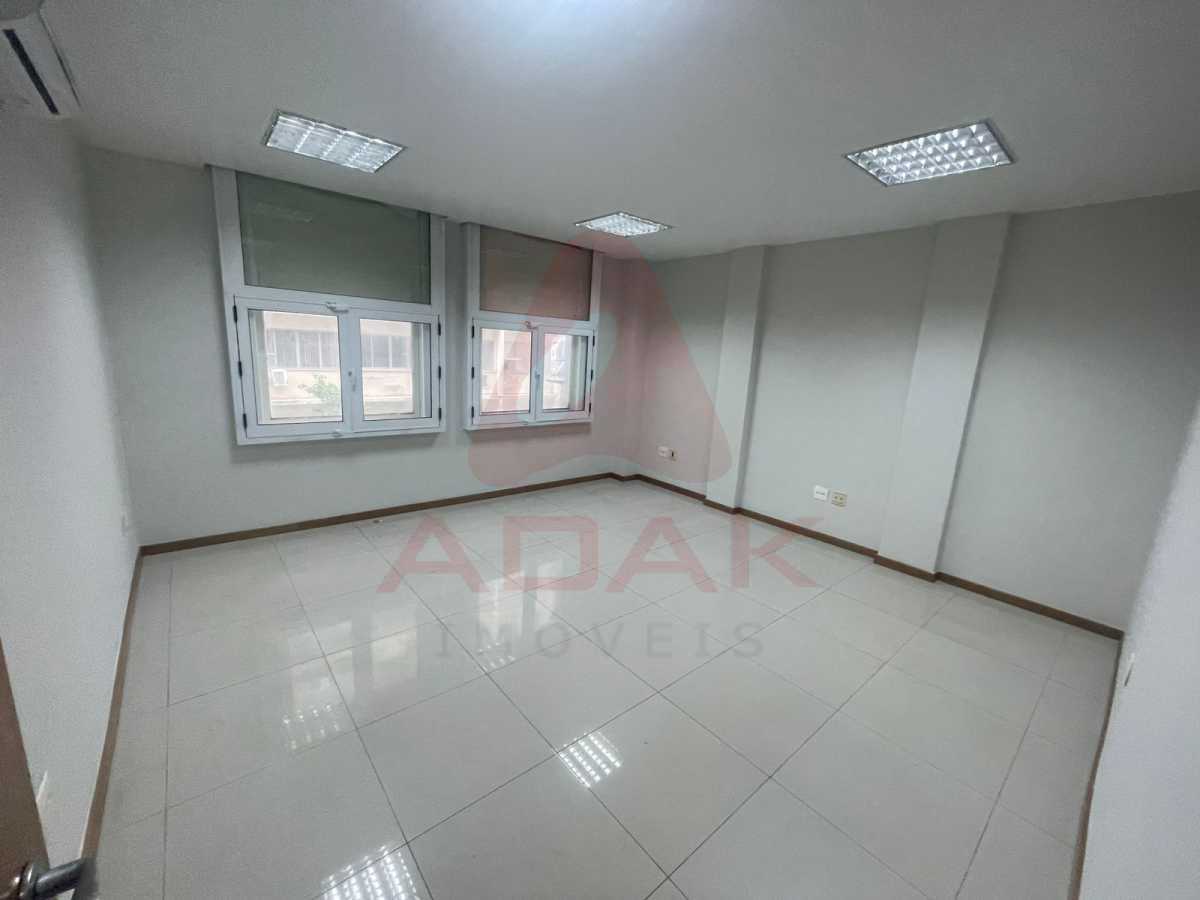 Conheça WhatsApp Image 2025-12-12 at 1 do imóvel - Sala Comercial 200m² à venda Rio de Janeiro,RJ Centro - R$ 1.000.000 - CTSL00824 - 21 WhatsApp Image 2025-12-12 at 1 - 21