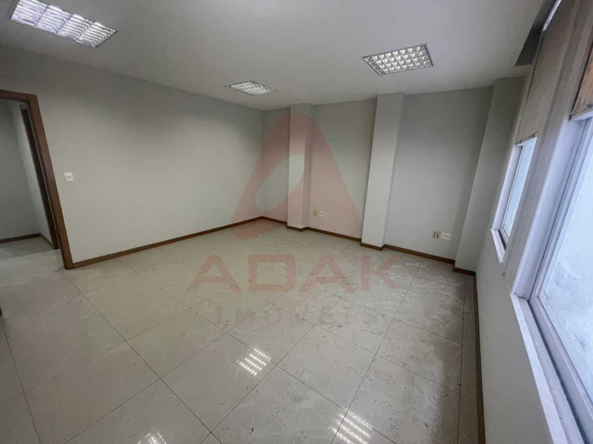Conheça WhatsApp Image 2025-12-12 at 1 do imóvel - Sala Comercial 200m² à venda Rio de Janeiro,RJ Centro - R$ 1.000.000 - CTSL00824 - 25 WhatsApp Image 2025-12-12 at 1 - 25