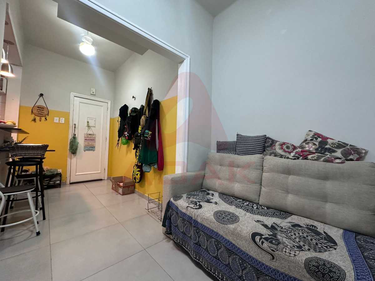 a30d2d8d-e03b-4f89-bc64-e0e767 - 8