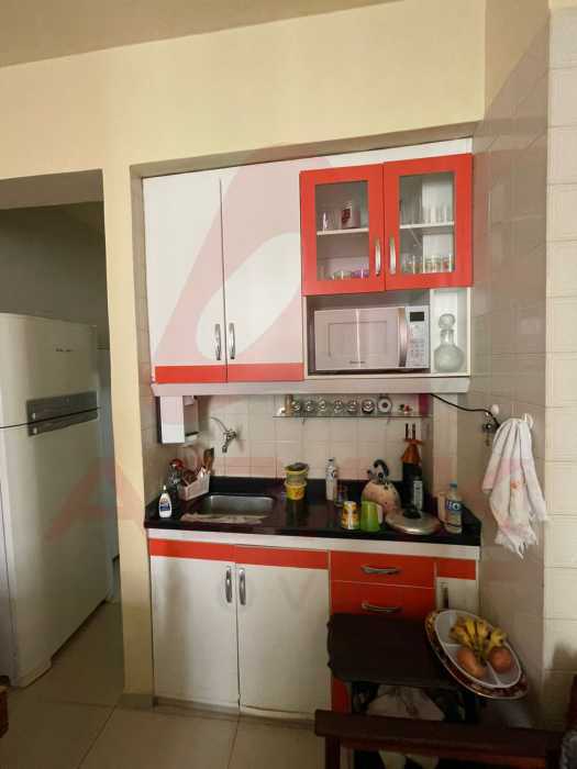 4f70b9b8-a542-4adb-a04b-b8b703 - 7