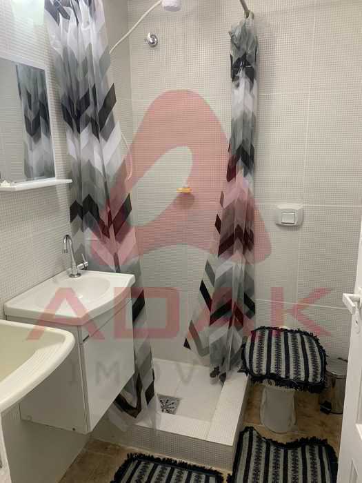 18776_G1672775180 - 8