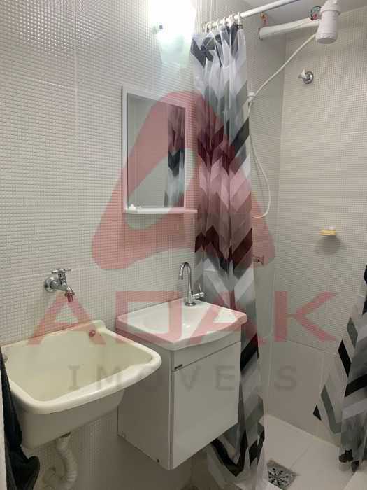 18776_G1672775184 - 10