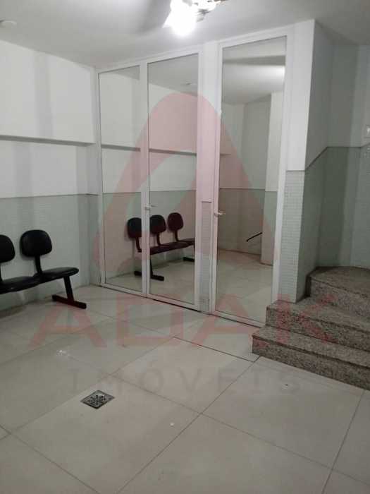 e400f365-beb4-43a1-a640-864db6 - 18