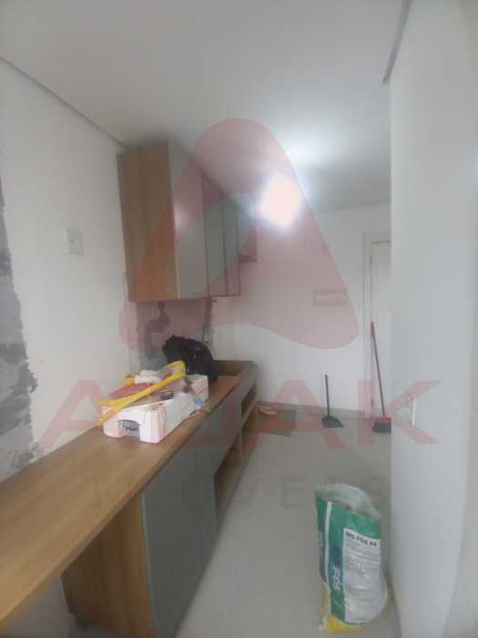 ddeeebd4-0a98-40b7-98b9-81d575 - 21