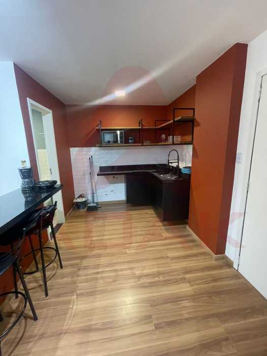 4d0eff75-e111-40e8-aeab-53acbf - 5