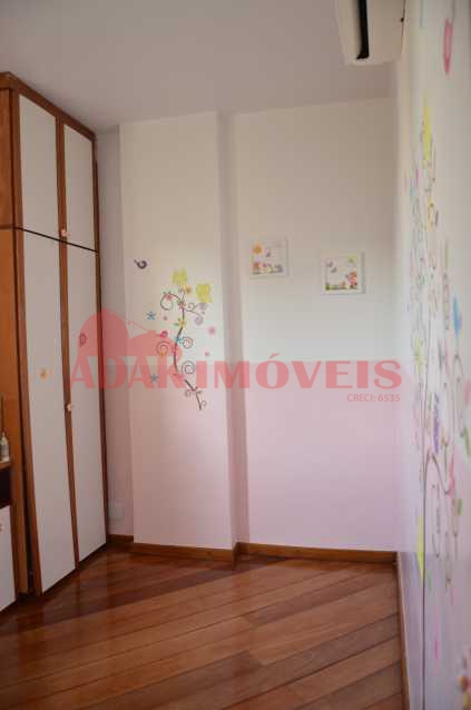 Quarto 1b - 24