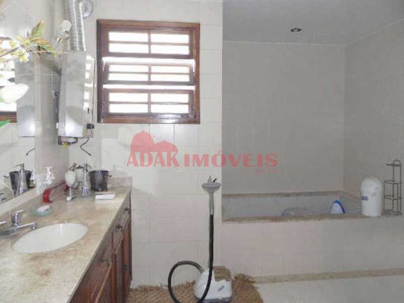 img_48683008_grande[1] - 29