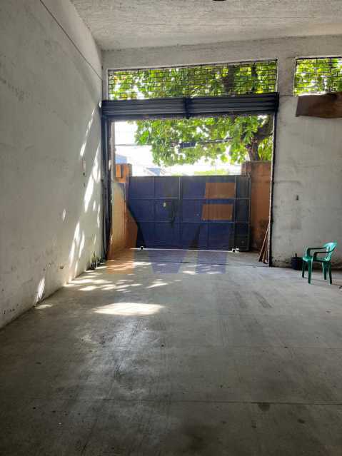 Conheça WhatsApp Image 2025-02-13 at 1 do imóvel - Galpão 400m² para venda e aluguel Rua Bernardo de Figueiredo, Penha, Rio de Janeiro - R$ 1.090.000 - PCGA00014 - 6 WhatsApp Image 2025-02-13 at 1 - 6