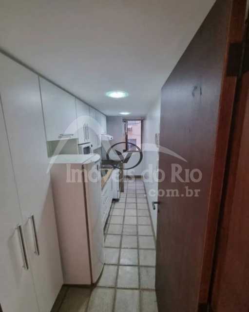 Conheça IMG_4071 do imóvel - Apartamento de 2 quartos com varanda e vaga, a venda em prédio com infra, no Leblon. - APLE0283P - 9 IMG_4071 - 9