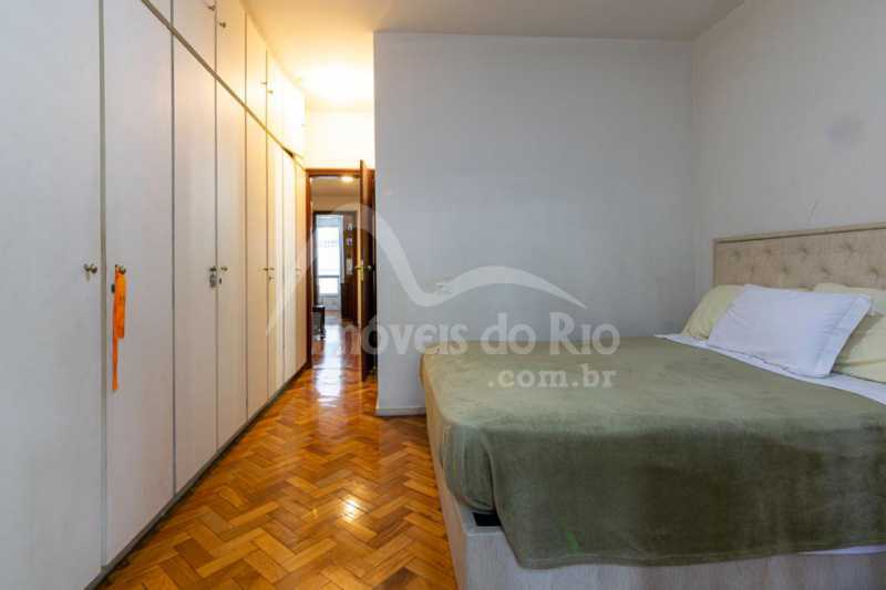 Conheça PHOTO-2023-06-20-14-44-23 do imóvel - Apartamento de 3 quartos com varandão e 1 vaga, a venda em Ipanema. - APIP0645P - 14 PHOTO-2023-06-20-14-44-23 - 14