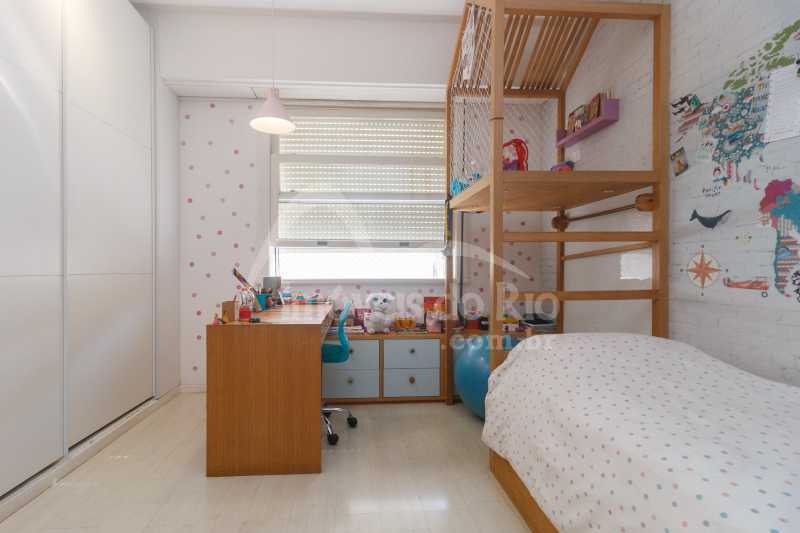 Conheça PHOTO-2023-06-30-21-57-40 1 do imóvel - Apartamento 4 quartos à venda Jardim Botânico, Rio de Janeiro - R$ 4.250.000 - APJB0184P - 13 PHOTO-2023-06-30-21-57-40 1 - 13
