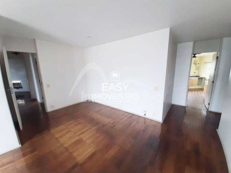 Conheça fac2bee211065921d8569663 do imóvel - Apartamento com 127m, varanda, 3 quartos com vaga, em andar alto com vista Lagoa, na Fonte da Saudade. - APLA0376P - 5 fac2bee211065921d8569663 - 5
