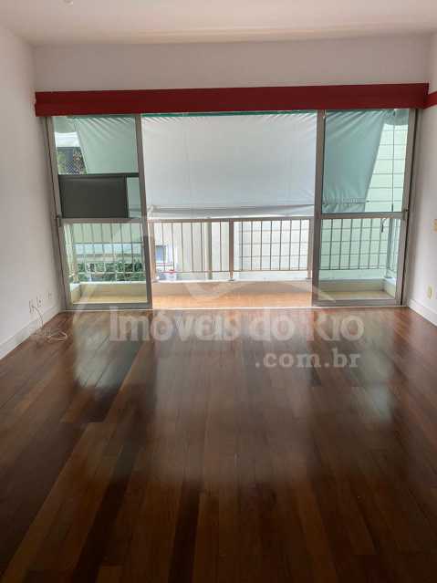 Conheça PHOTO-2024-10-13-14-01-30 do imóvel - Apartamento com 92m, 2 quartos e vaga, a venda no Jardim Botânico. - APJB0358P - 3 PHOTO-2024-10-13-14-01-30 - 3