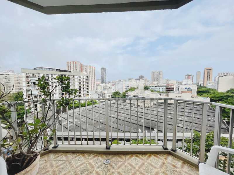 Conheça photo-output_0 3. do imóvel - Apartamento com 90m, varanda, 2 quartos e vaga, em prédio com infra, no Leblon - APLE0629P - 1 photo-output_0 3. - 1