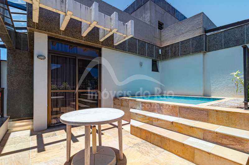 Conheça . do imóvel - Cobertura com 115m, com piscina, 1 quarto e vista livre, a venda em prédio com infra, no Leblon - COLE0618 - 4 . - 4
