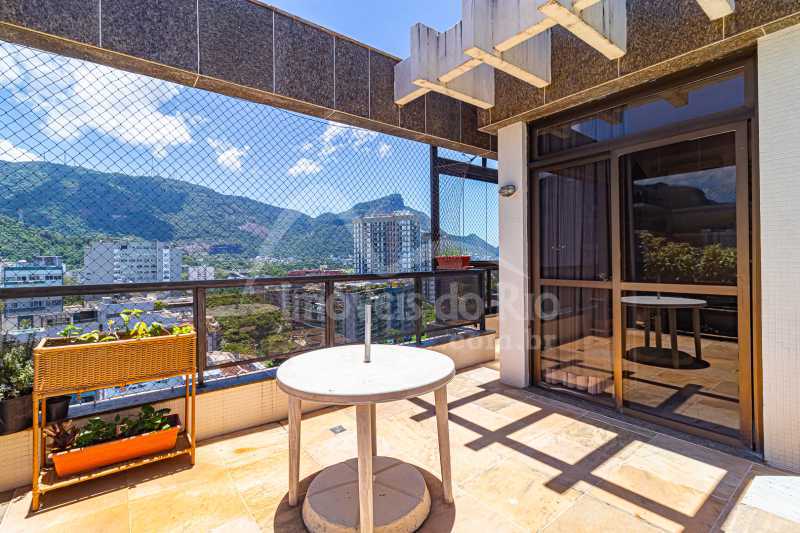 Conheça . do imóvel - Cobertura com 115m, com piscina, 1 quarto e vista livre, a venda em prédio com infra, no Leblon - COLE0618 - 7 . - 7