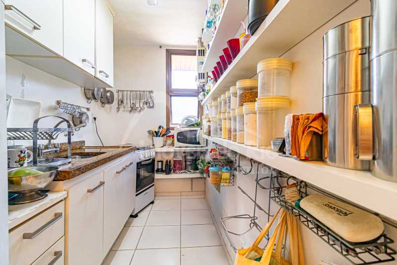 Conheça . do imóvel - Cobertura com 115m, com piscina, 1 quarto e vista livre, a venda em prédio com infra, no Leblon - COLE0618 - 27 . - 27