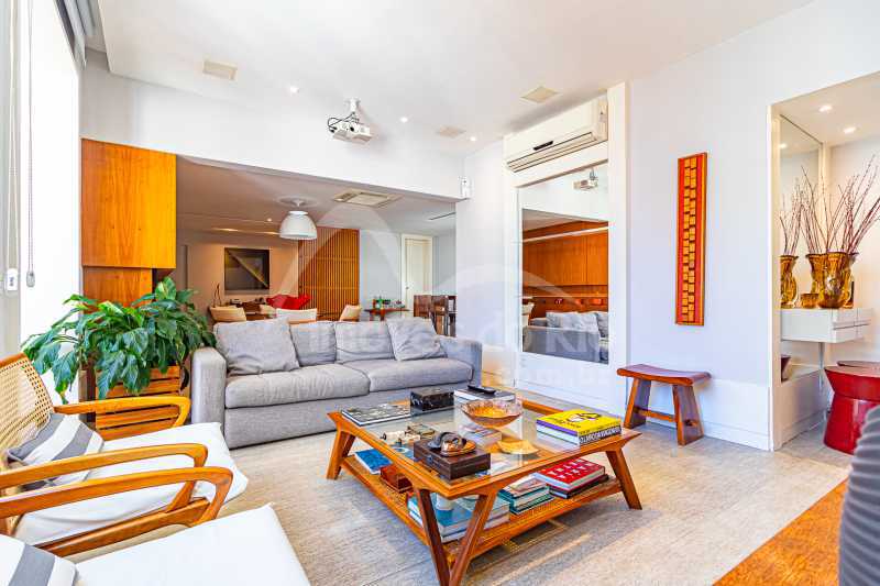 Conheça . do imóvel - Apartamento com 127m, 2 quartos + escritório e vaga, a venda na quadra da praia, em Copacabana. - APCO1318 - 2 . - 2
