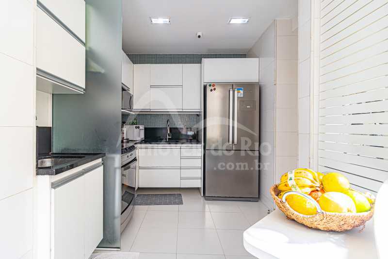 Conheça . do imóvel - Apartamento com 127m, 2 quartos + escritório e vaga, a venda na quadra da praia, em Copacabana. - APCO1318 - 27 . - 27