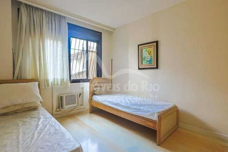 Conheça PHOTO-2025-03-26-16-01-22 4 do imóvel - Apartamento com varandão, 240m, 4 quartos e 3 vagas, a venda na Lagoa. - APLA0540P - 17 PHOTO-2025-03-26-16-01-22 4 - 17