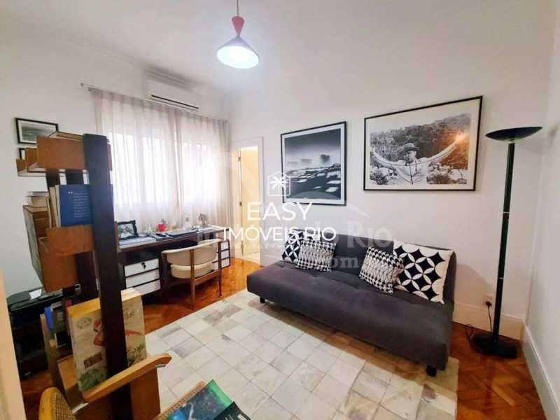Conheça 12 do imóvel - Apartamento com 265m, 4 quartos e 2 vagas, a venda no Posto 6 - APCO1198P - 13 12 - 13