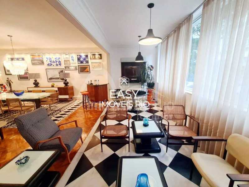 Conheça 9 do imóvel - Apartamento com 265m, 4 quartos e 2 vagas, a venda no Posto 6 - APCO1198P - 4 9 - 4