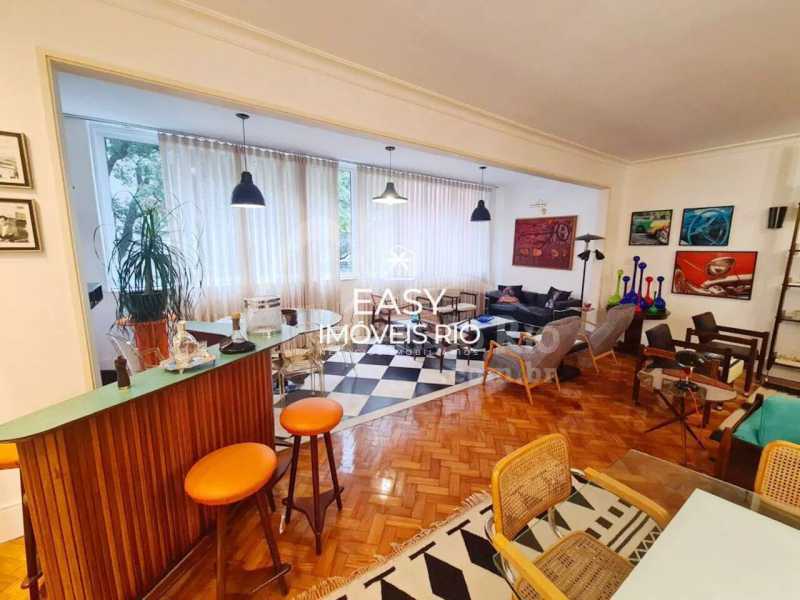 Conheça 5 do imóvel - Apartamento com 265m, 4 quartos e 2 vagas, a venda no Posto 6 - APCO1198P - 3 5 - 3